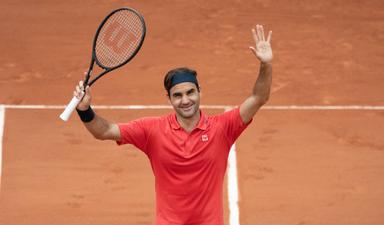 ATP500哈雷公开赛费德勒晋级，西西帕斯退赛